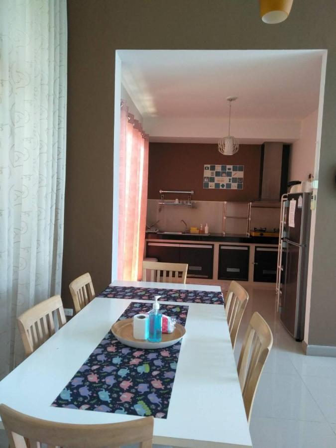 วันหยุดที่บ้าน Casa Seaside Rayong Unit 23